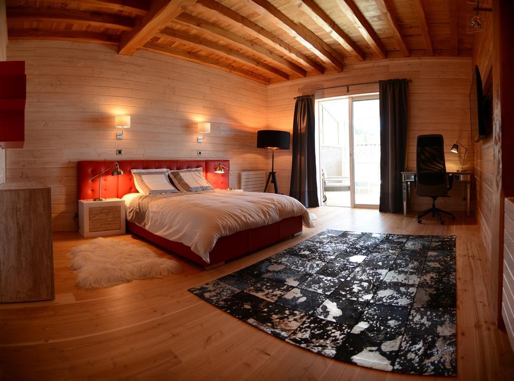 Domaine Du Mont Monnet - Chambre D'Hotes & Gite Longes 외부 사진